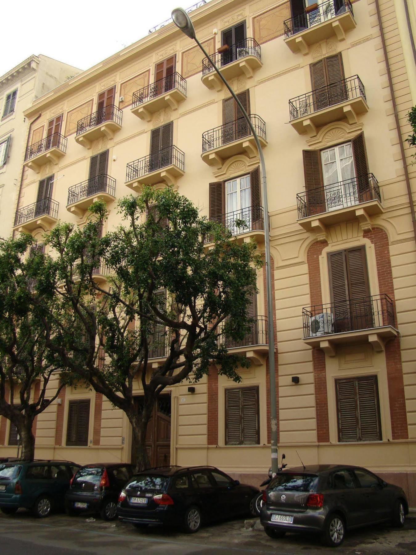 Residenza Di Maggio Bed and Breakfast Palermo Buitenkant foto