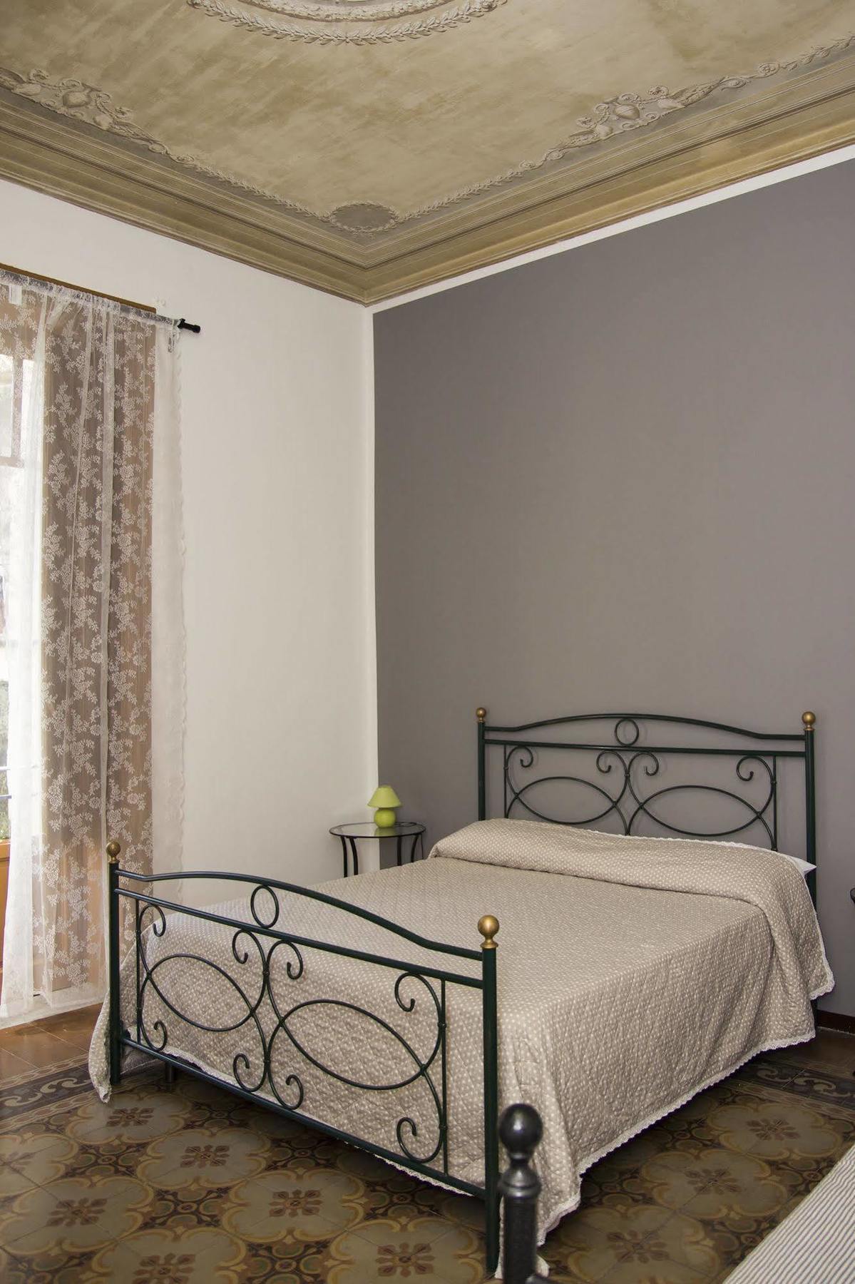 Residenza Di Maggio Bed and Breakfast Palermo Buitenkant foto